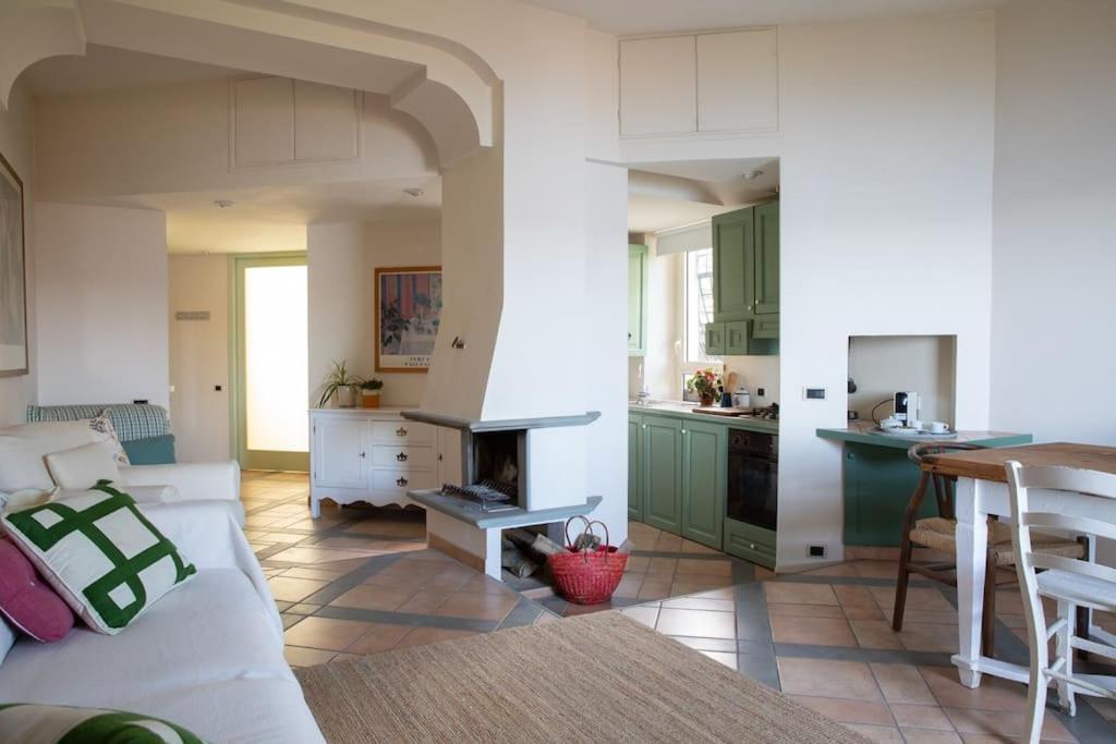 La Terrazza Nel Borgo Apartment Bracciano  Exterior foto