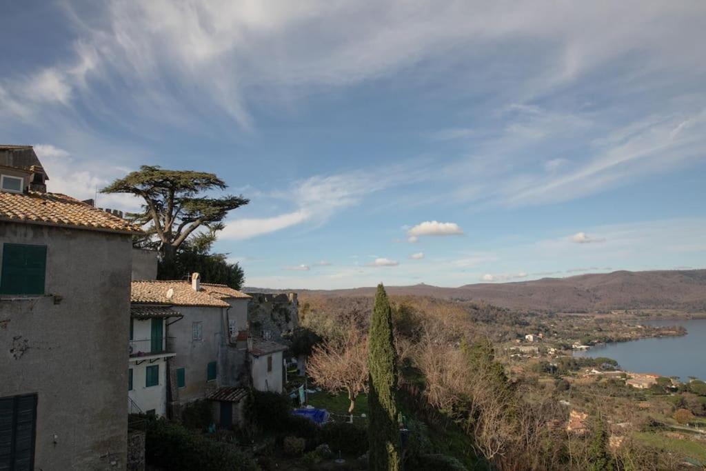 La Terrazza Nel Borgo Apartment Bracciano  Exterior foto
