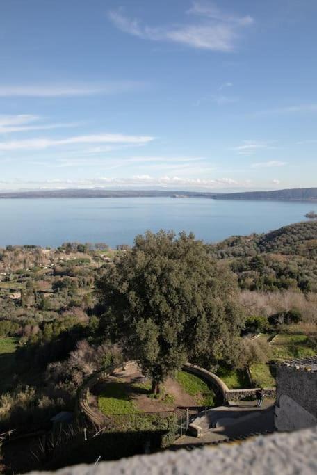 La Terrazza Nel Borgo Apartment Bracciano  Exterior foto